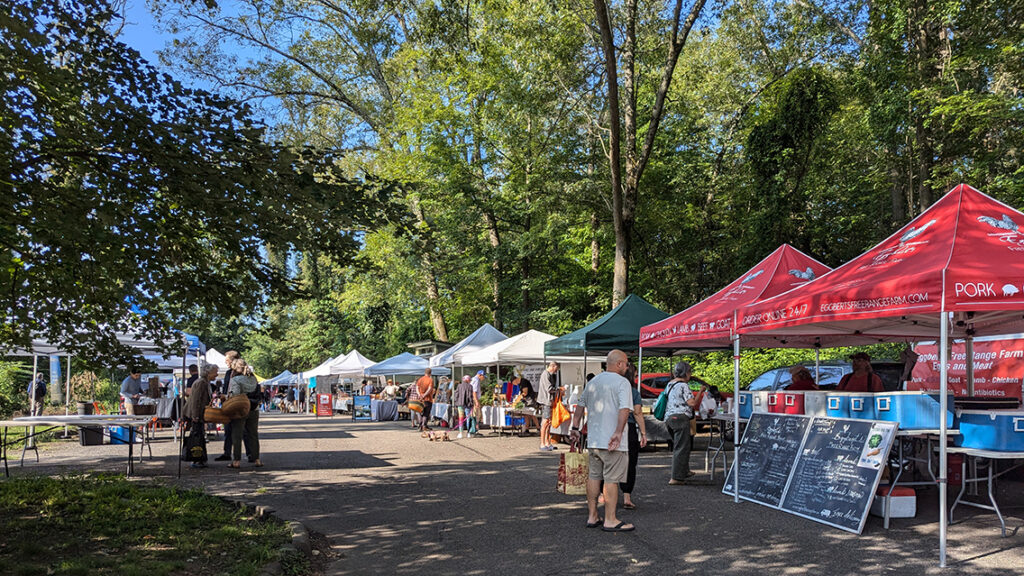 cold spring farmers market, best places to live in the hudson valley, best hudson river towns to live,